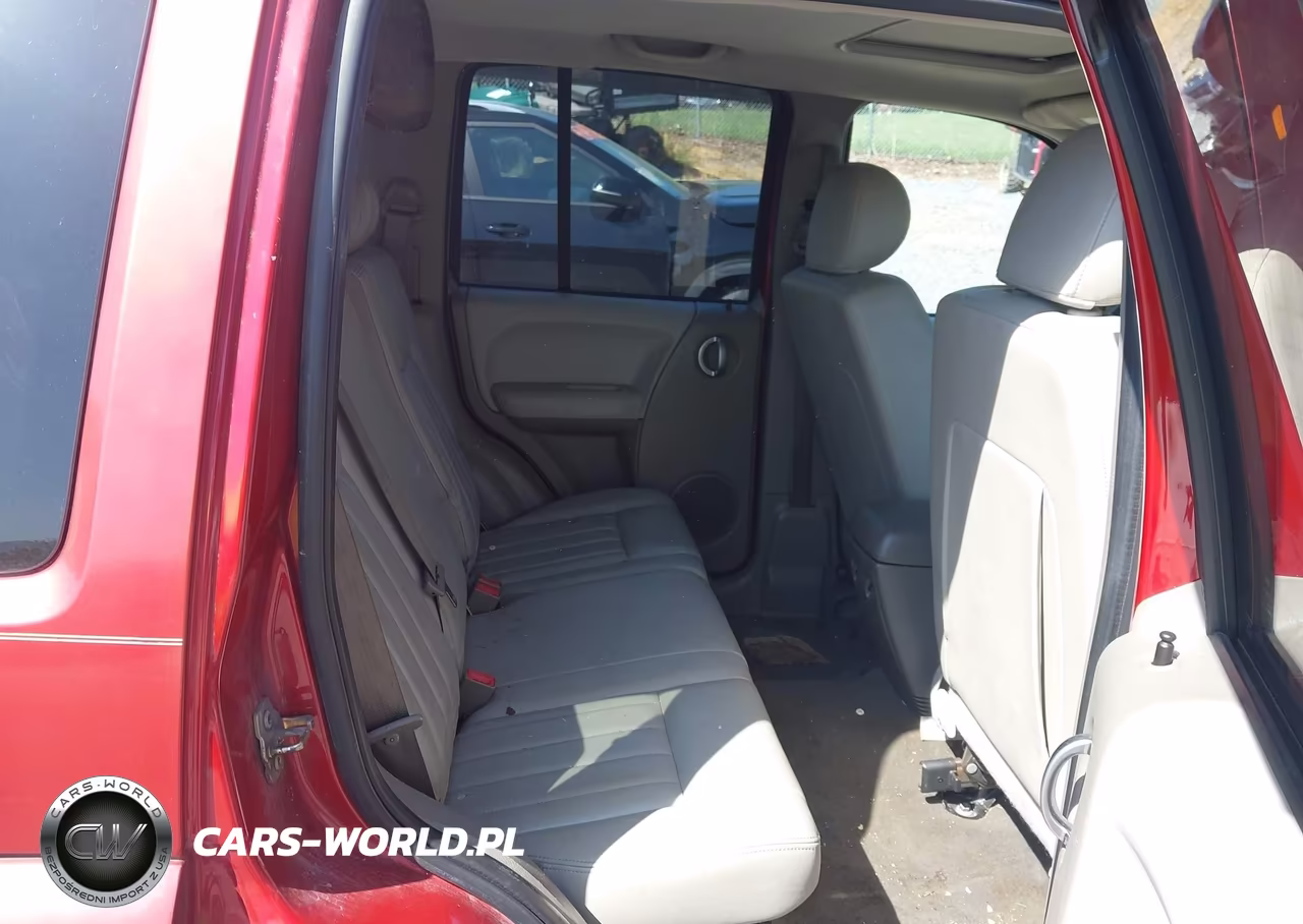 2006 Jeep Liberty Limited Edition VIN:1J4GL58506W228325 - 8