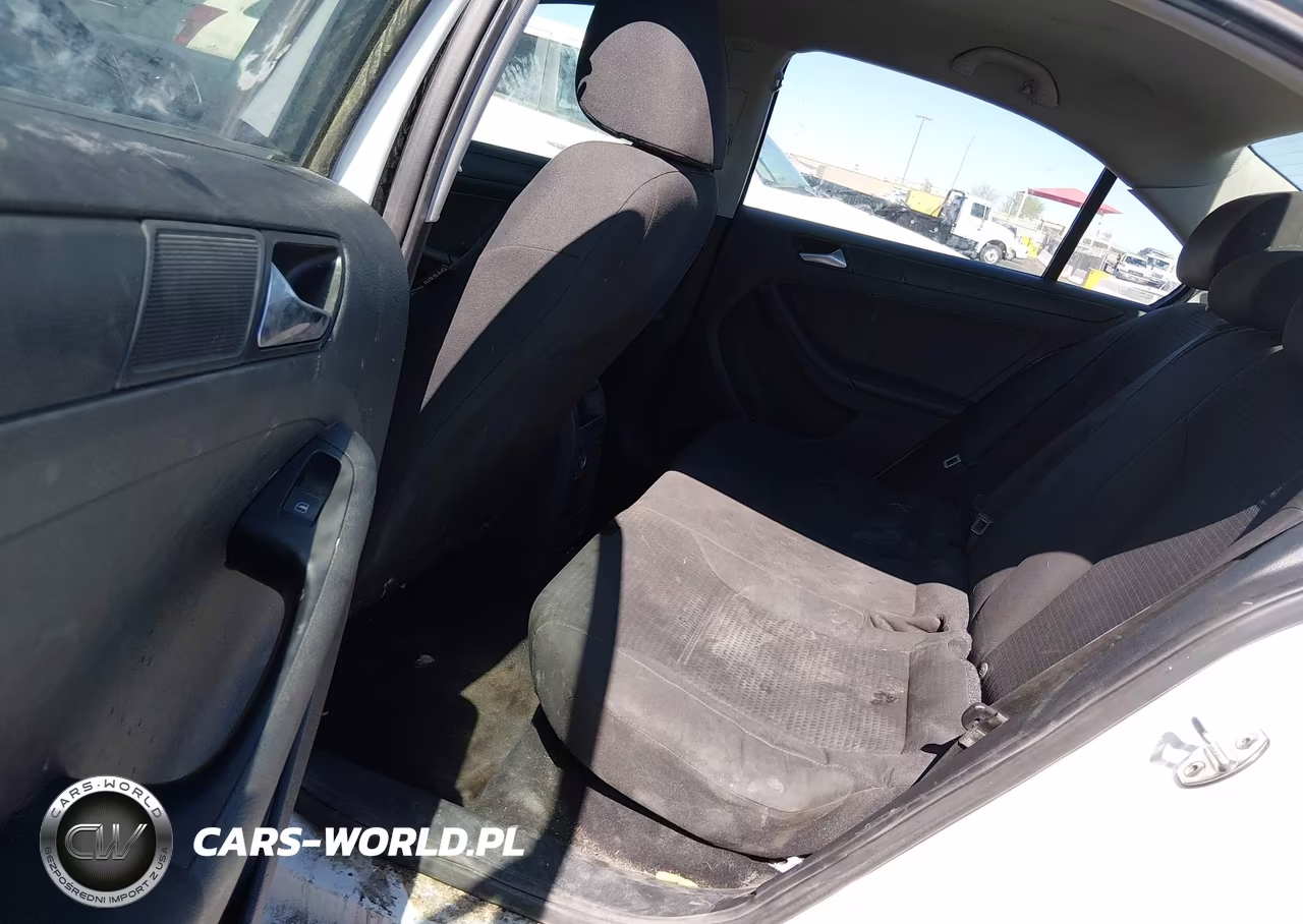 2015 Volkswagen Jetta 2.0L S VIN:3VW2K7AJ8FM285942 - 8