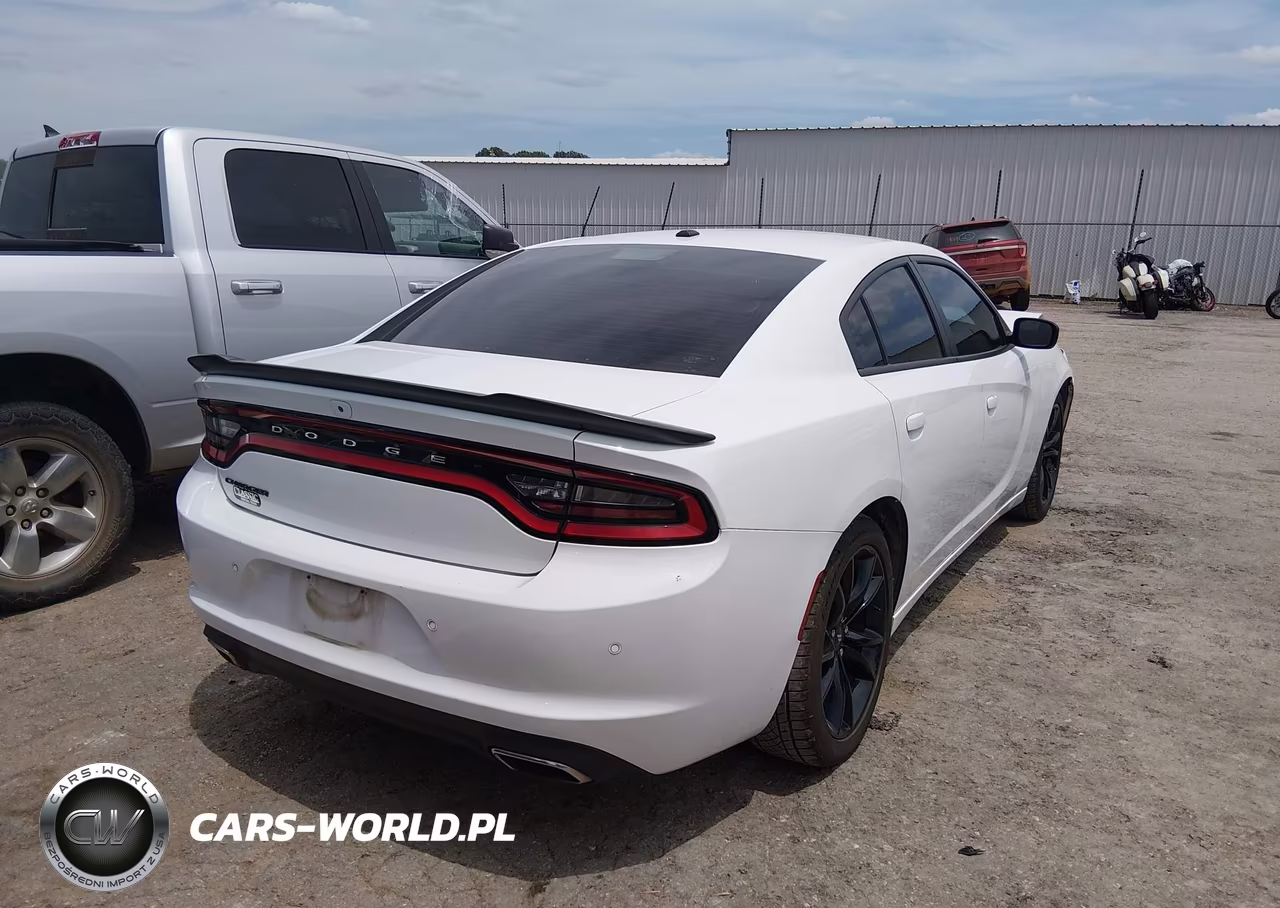 2018 Dodge Charger Sxt Rwd VIN:2C3CDXBG1JH336097 - 4