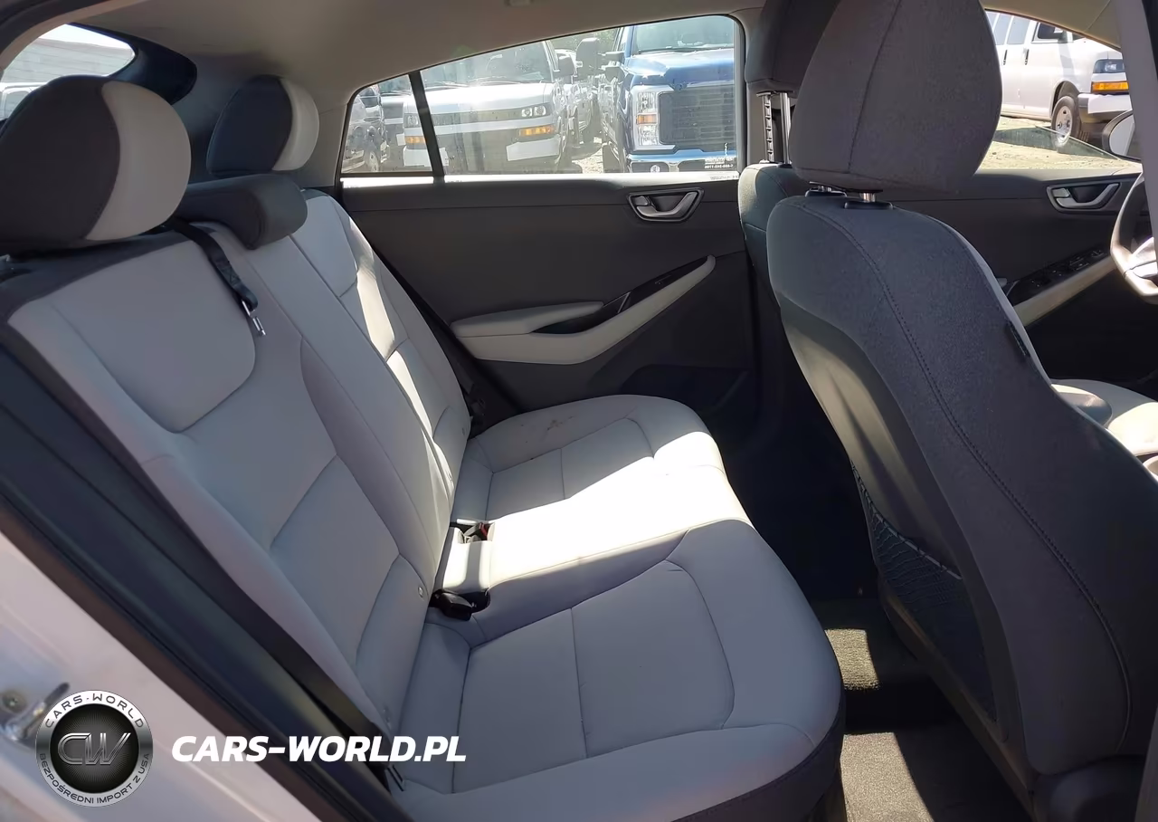 2021 Hyundai Ioniq Hybrid Blue VIN:KMHC65LC7MU245693 - 8