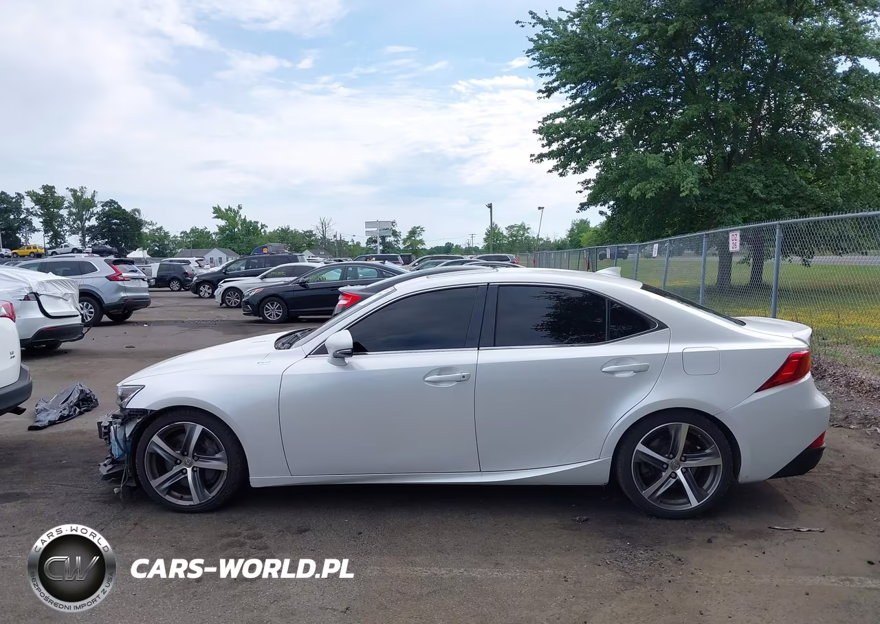 2018 Lexus Is 300 VIN:JTHC81D24J5030497 - 14