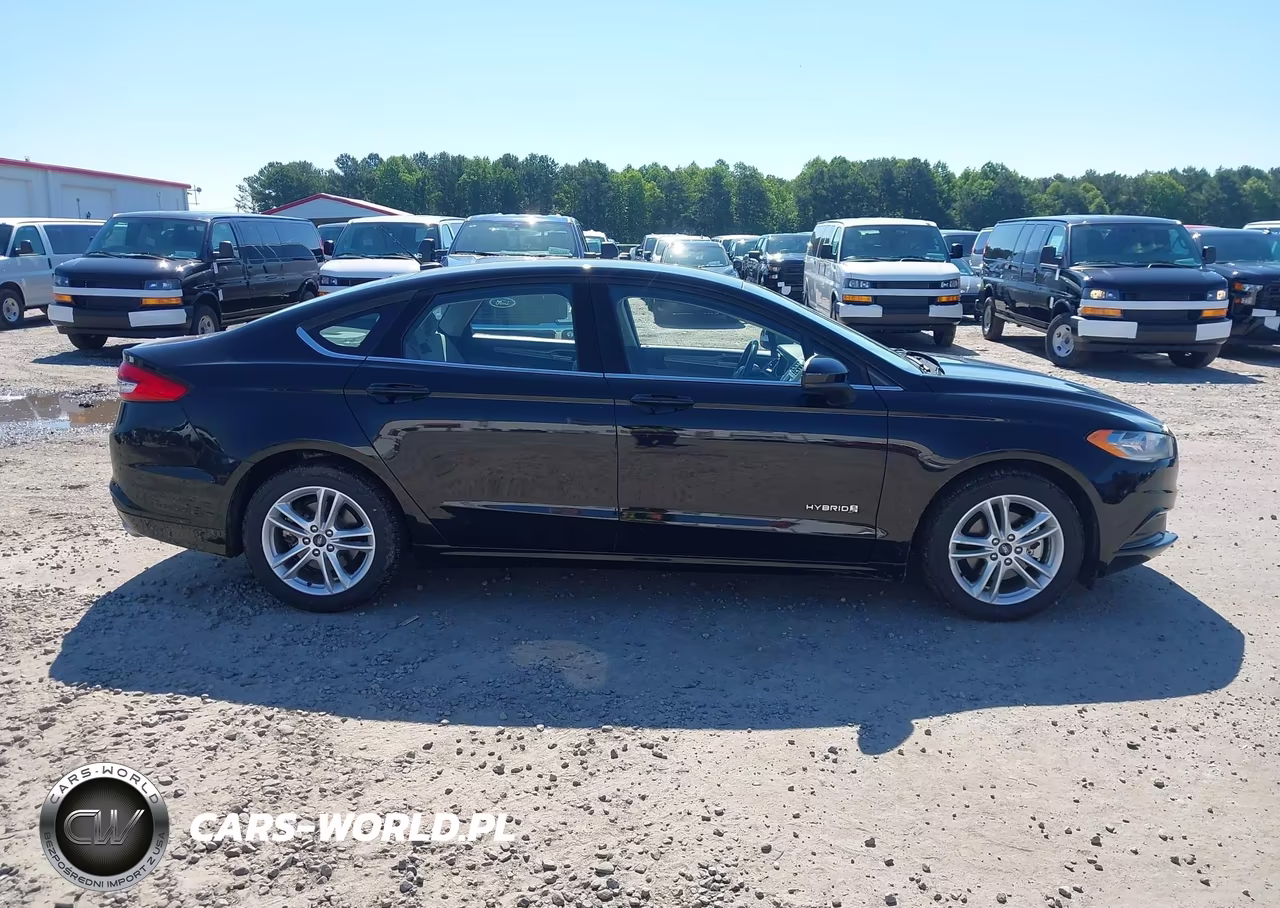 2018 Ford Fusion Hybrid S VIN:3FA6P0UU6JR278797 - 18