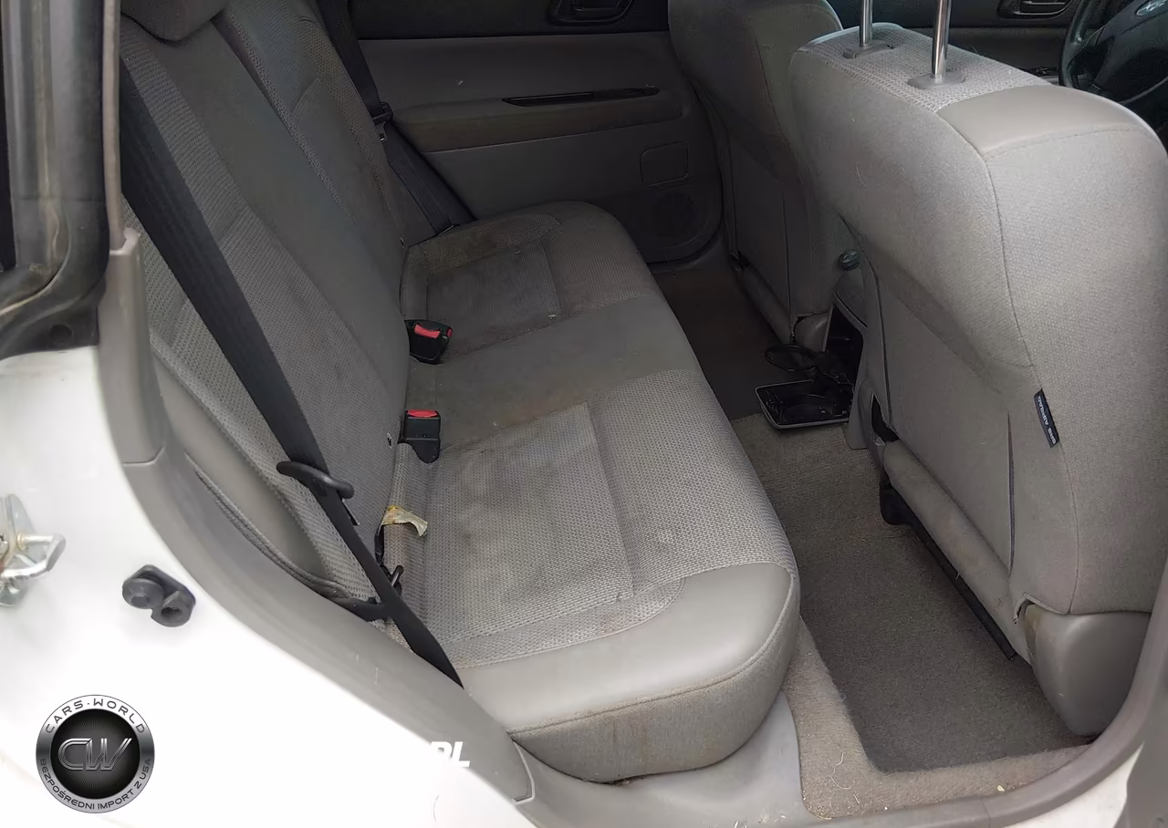 2003 Subaru Forester X VIN:JF1SG63683H765704 - 8