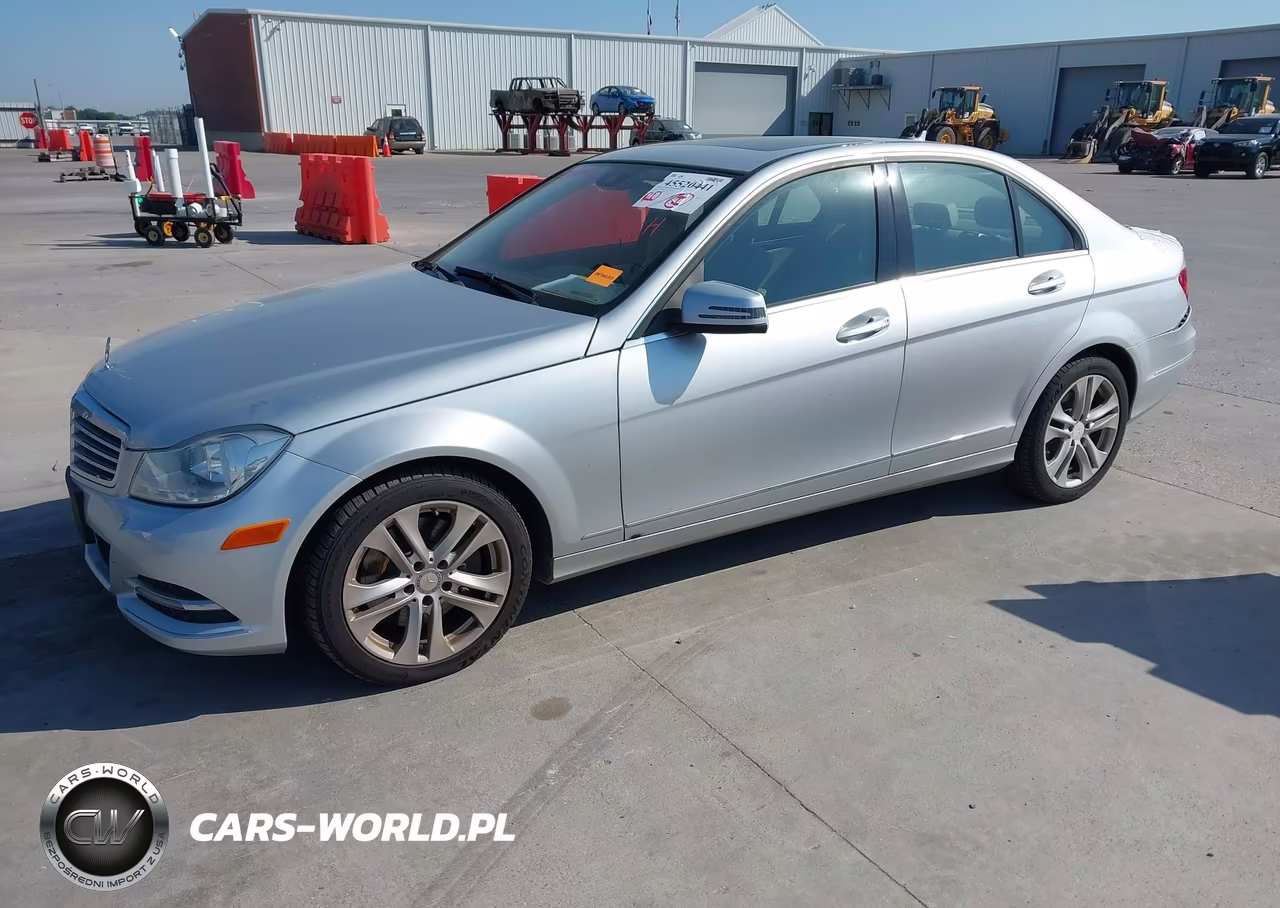 2014 Mercedes-Benz C 300 Luxury 4Matic VIN:WDDGF8ABXEA936260 - 2