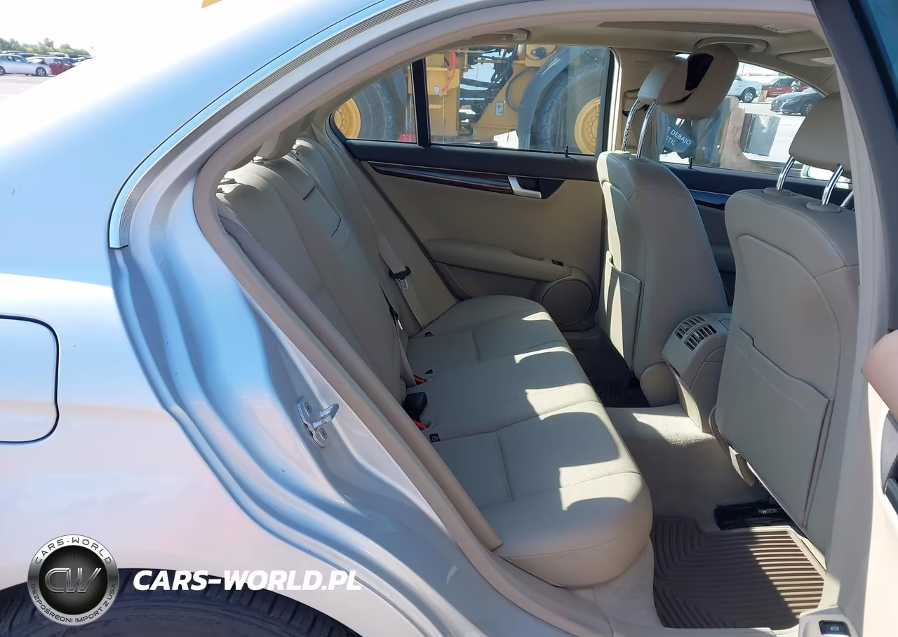 2014 Mercedes-Benz C 300 Luxury 4Matic VIN:WDDGF8ABXEA936260 - 8