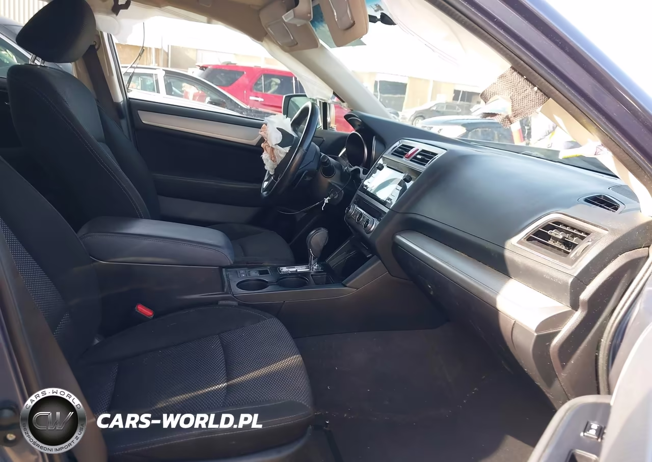 2017 Subaru Outback 2.5I Premium VIN:4S4BSACC1H3323526 - 5