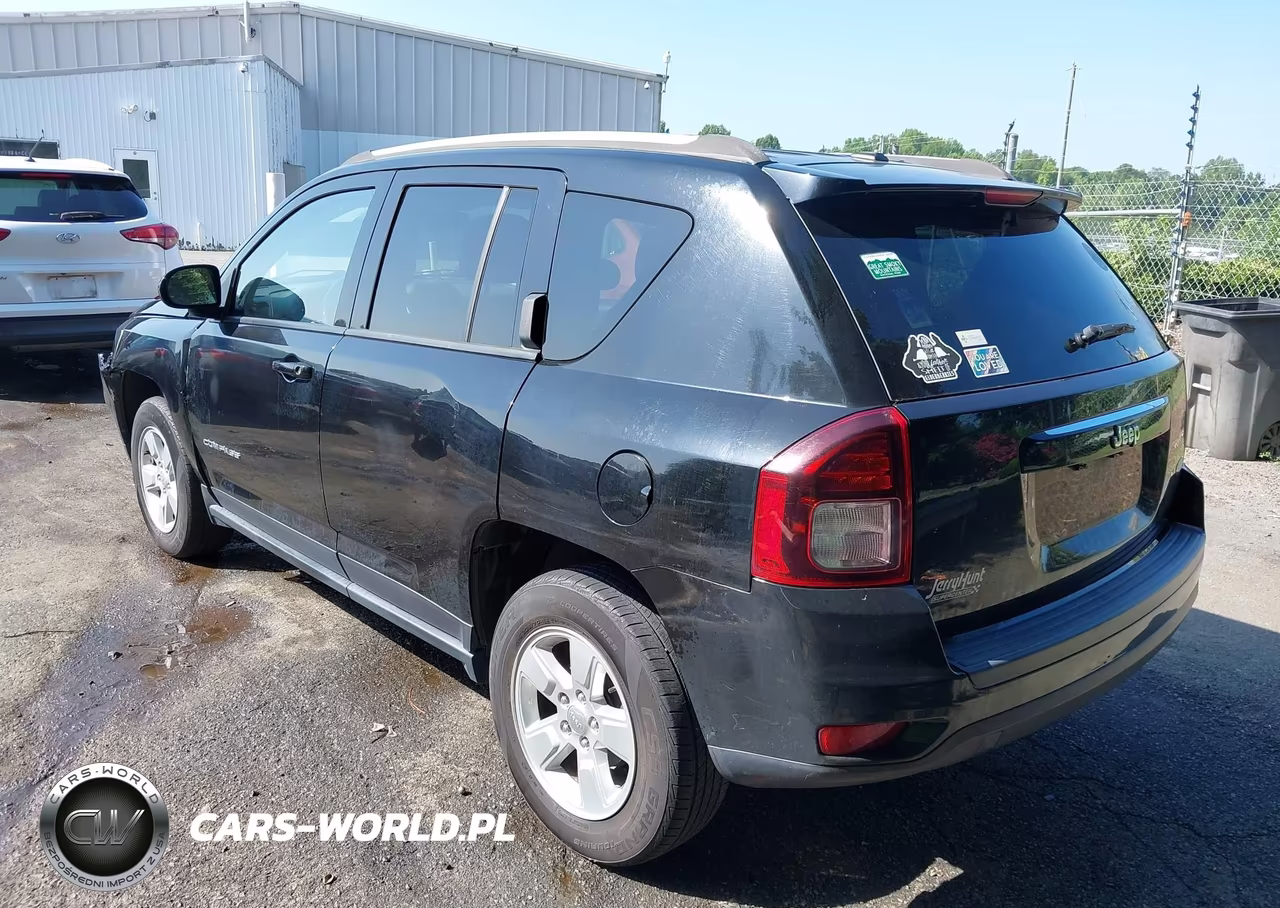 2017 Jeep Compass Latitude Fwd VIN:1C4NJCEB4HD160384 - 3