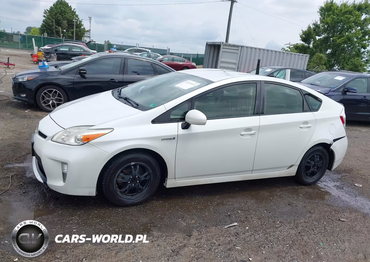 2012 Toyota Prius Three VIN:JTDKN3DU5C1510318 - 14