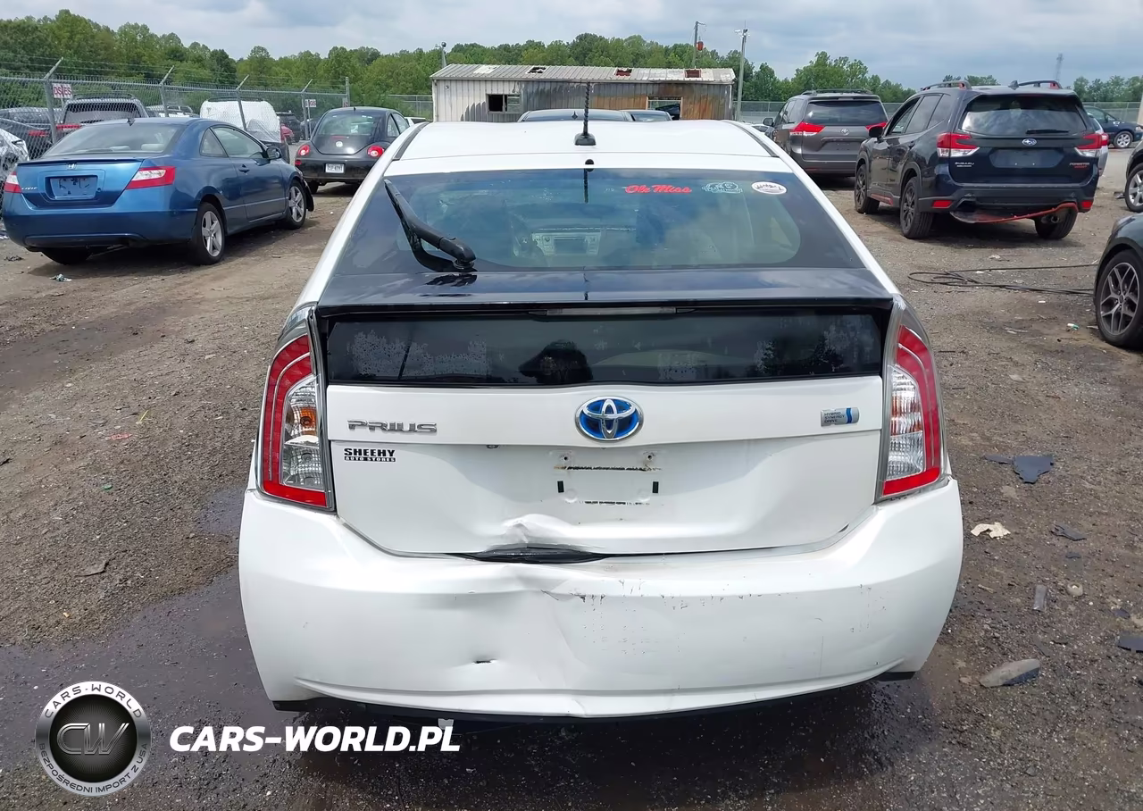 2012 Toyota Prius Three VIN:JTDKN3DU5C1510318 - 6