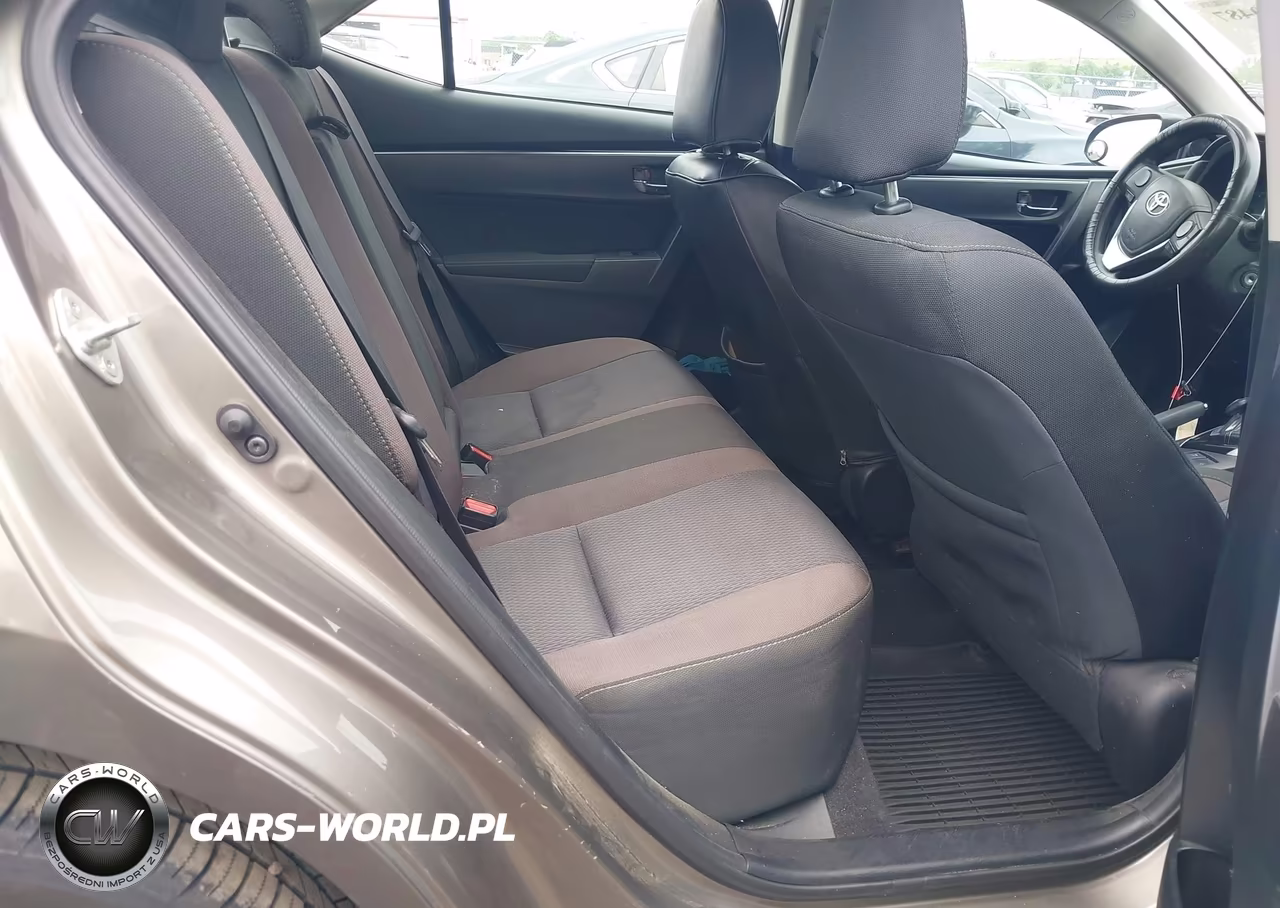 2018 Toyota Corolla Le VIN:2T1BURHE7JC965494 - 8