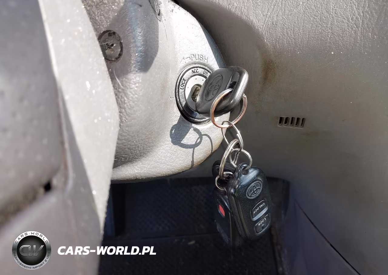 2007 Toyota Corolla Le VIN:1NXBR32E47Z767311 - 11