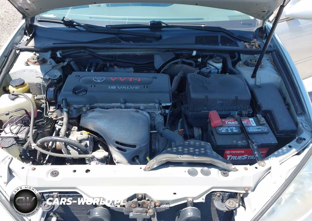 2003 Toyota Camry Le VIN:4T1BE32K33U195904 - 10