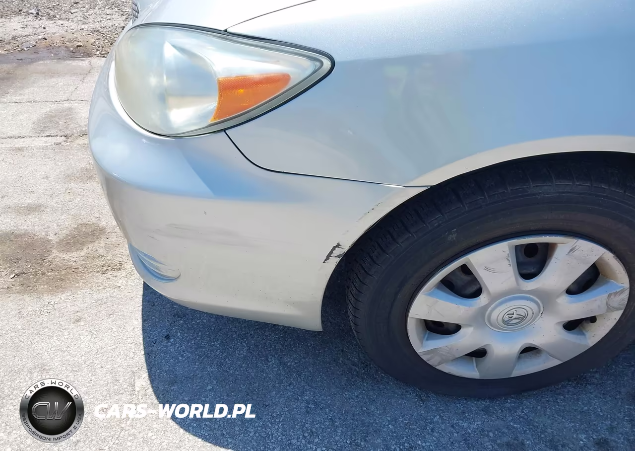 2003 Toyota Camry Le VIN:4T1BE32K33U195904 - 16