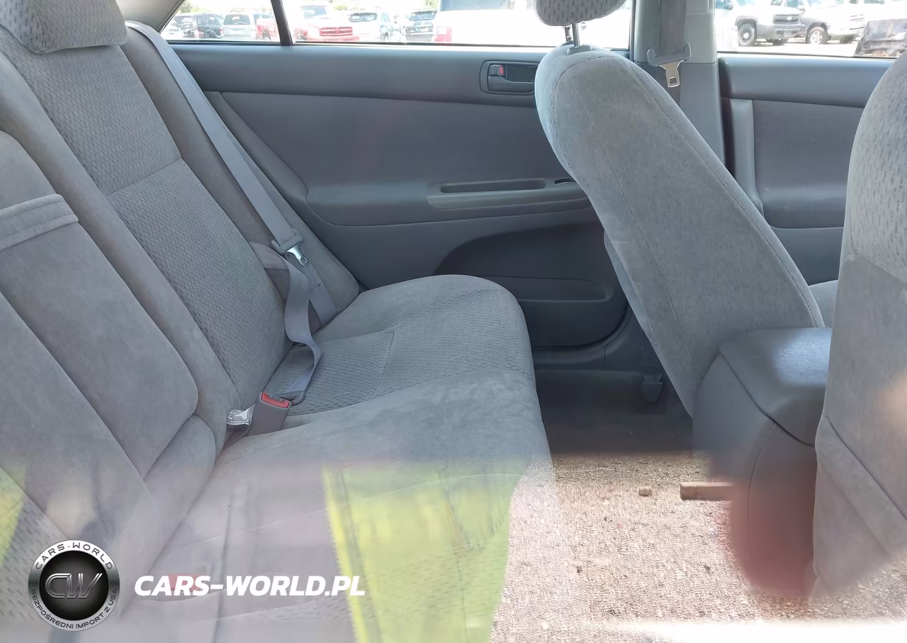 2003 Toyota Camry Le VIN:4T1BE32K33U195904 - 8