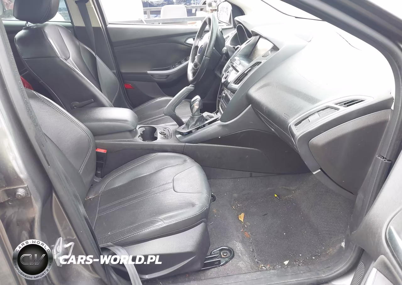 2013 Ford Focus Titanium VIN:1FADP3J27DL128972 - 5