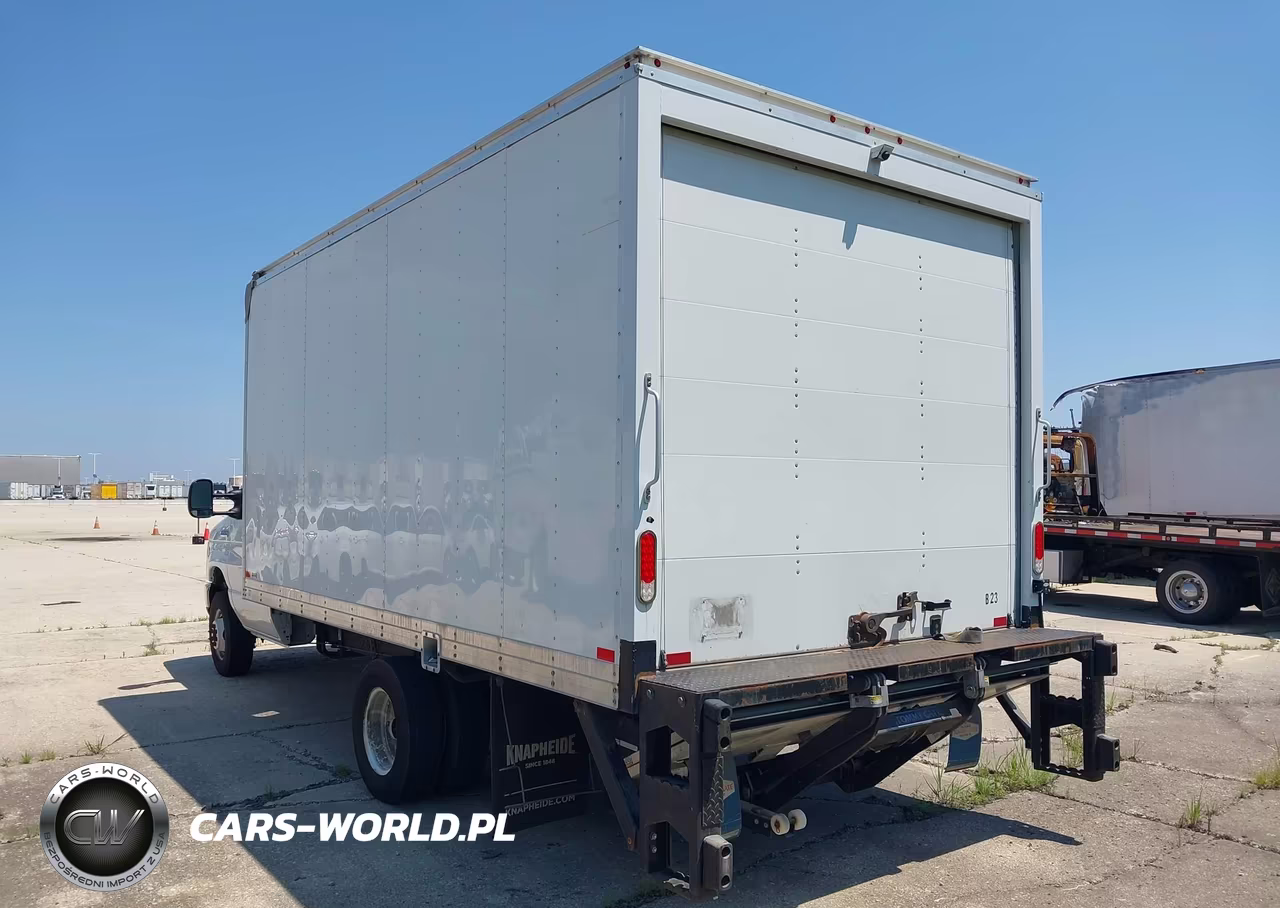 2023 Ford E-450 Cutaway VIN:1FDXE4FN2PDD25323 - 3