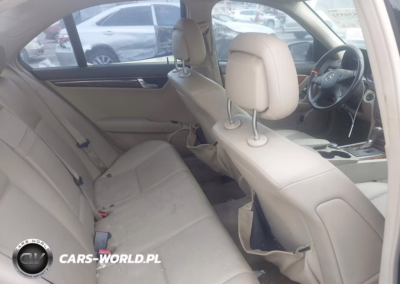 2010 Mercedes-Benz C 300 Luxury-Sport VIN:WDDGF5EB8AF437205 - 8