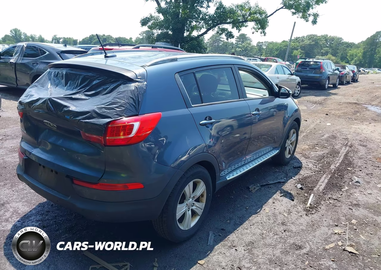 2012 Kia Sportage Lx VIN:KNDPBCA24C7249620 - 4