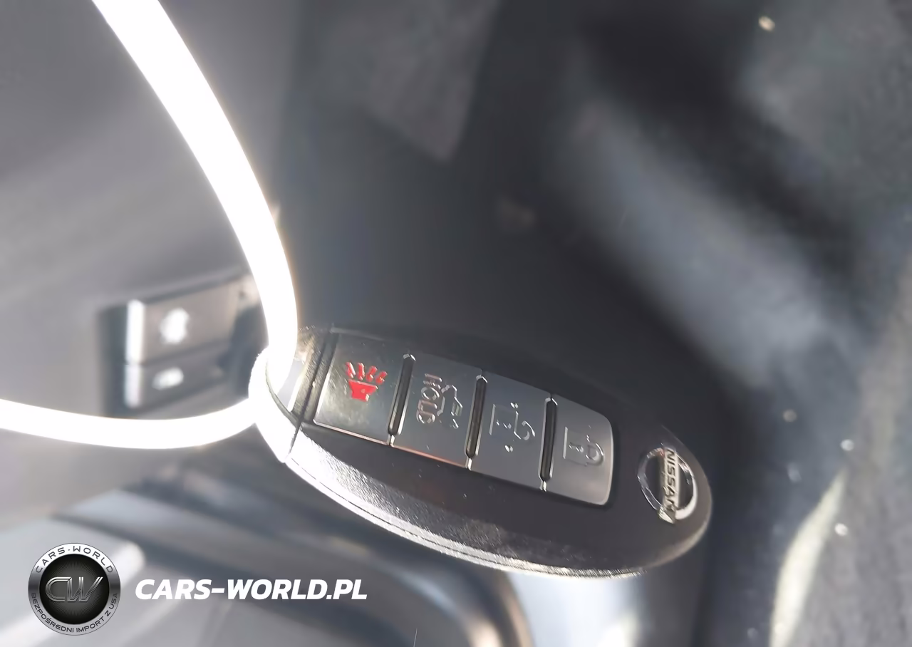 2015 Nissan Sentra Sr VIN:3N1AB7APXFY284709 - 11