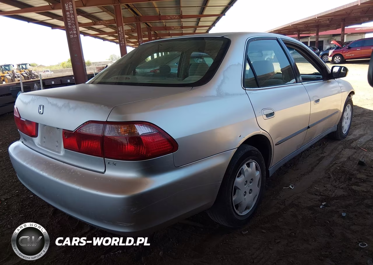 1999 Honda Accord Lx VIN:JHMCG5548XC043851 - 4