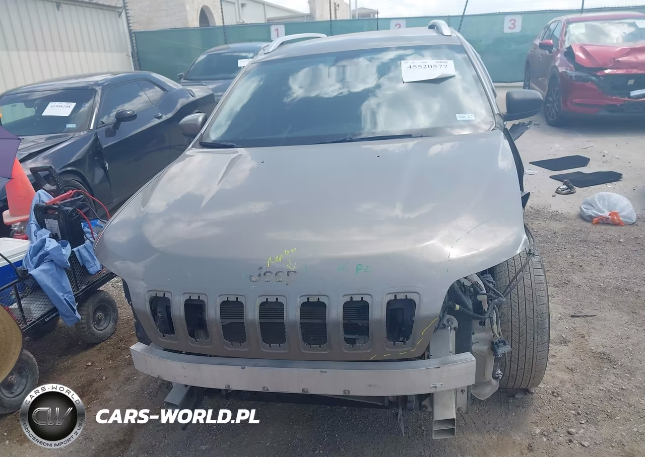 2020 Jeep Cherokee Latitude Fwd VIN:1C4PJLCB3LD515923 - 13