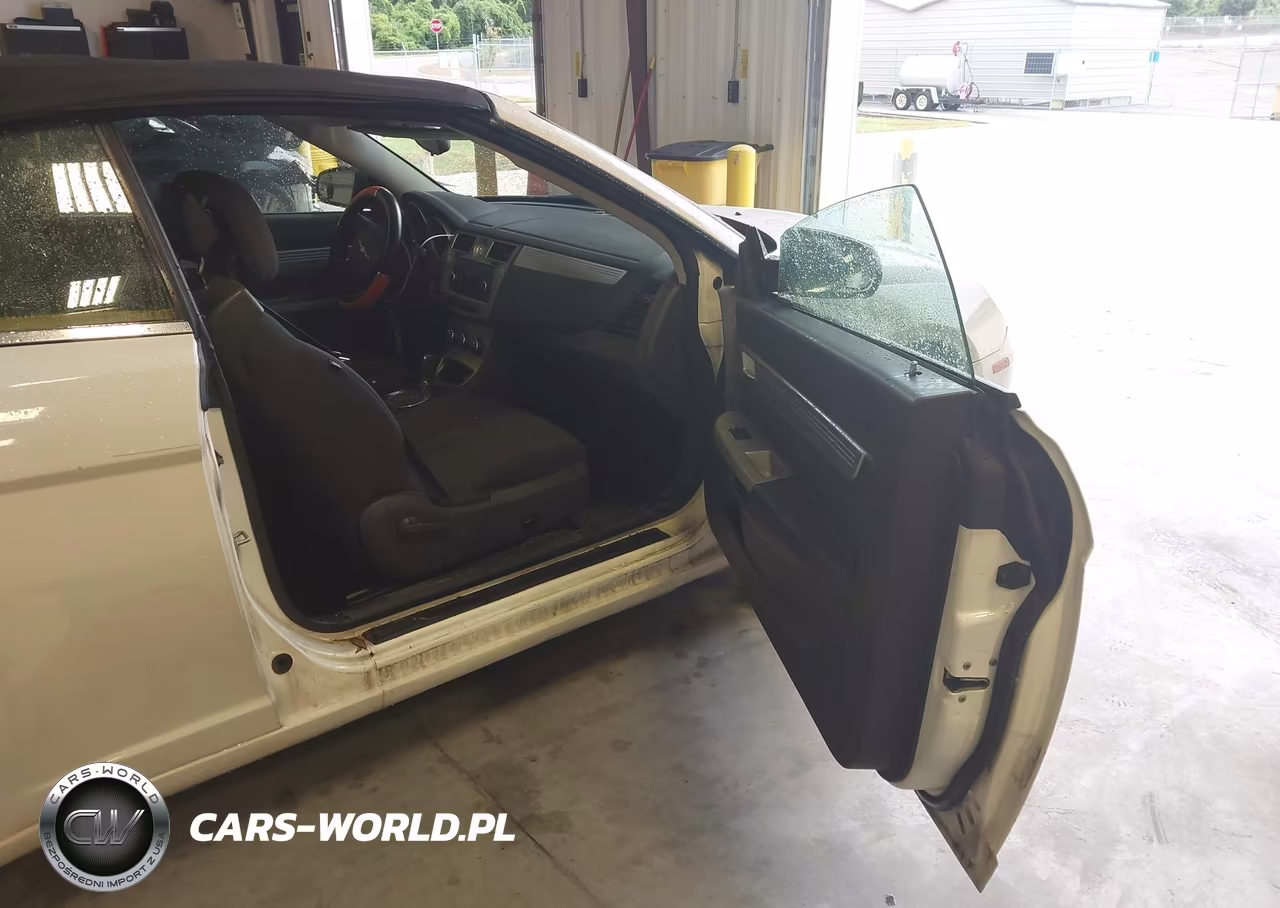 2010 Chrysler Sebring Touring VIN:1C3BC5ED3AN142862 - 5