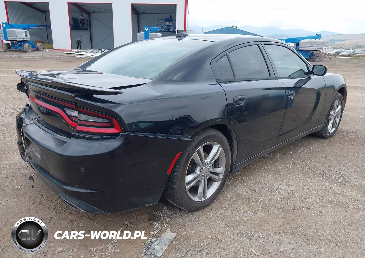 2015 Dodge Charger Se VIN:2C3CDXFG8FH810354 - 4