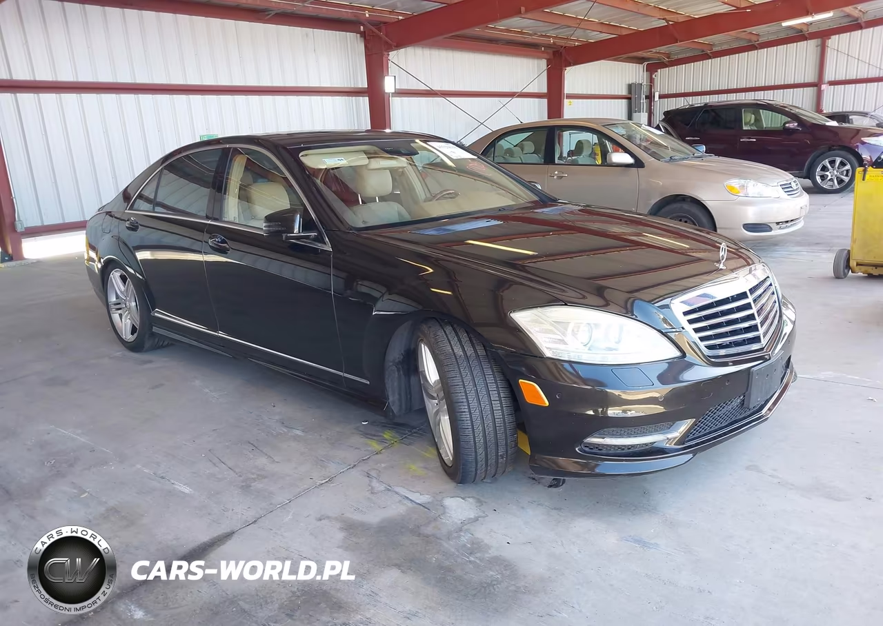 2013 Mercedes-Benz S 550