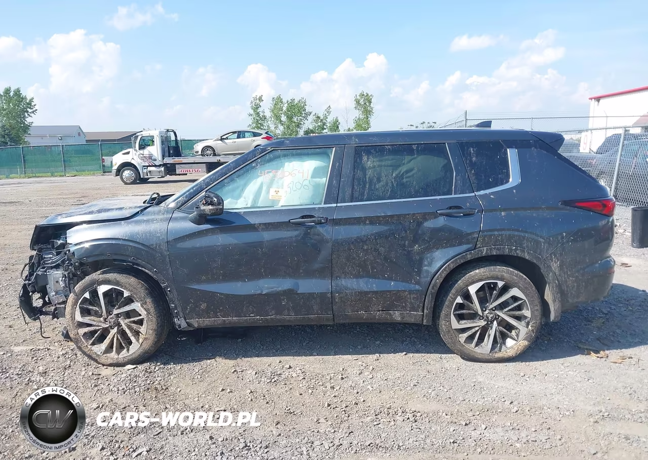 2024 Mitsubishi Outlander VIN:JA4J4VA80RZ071471 - 14