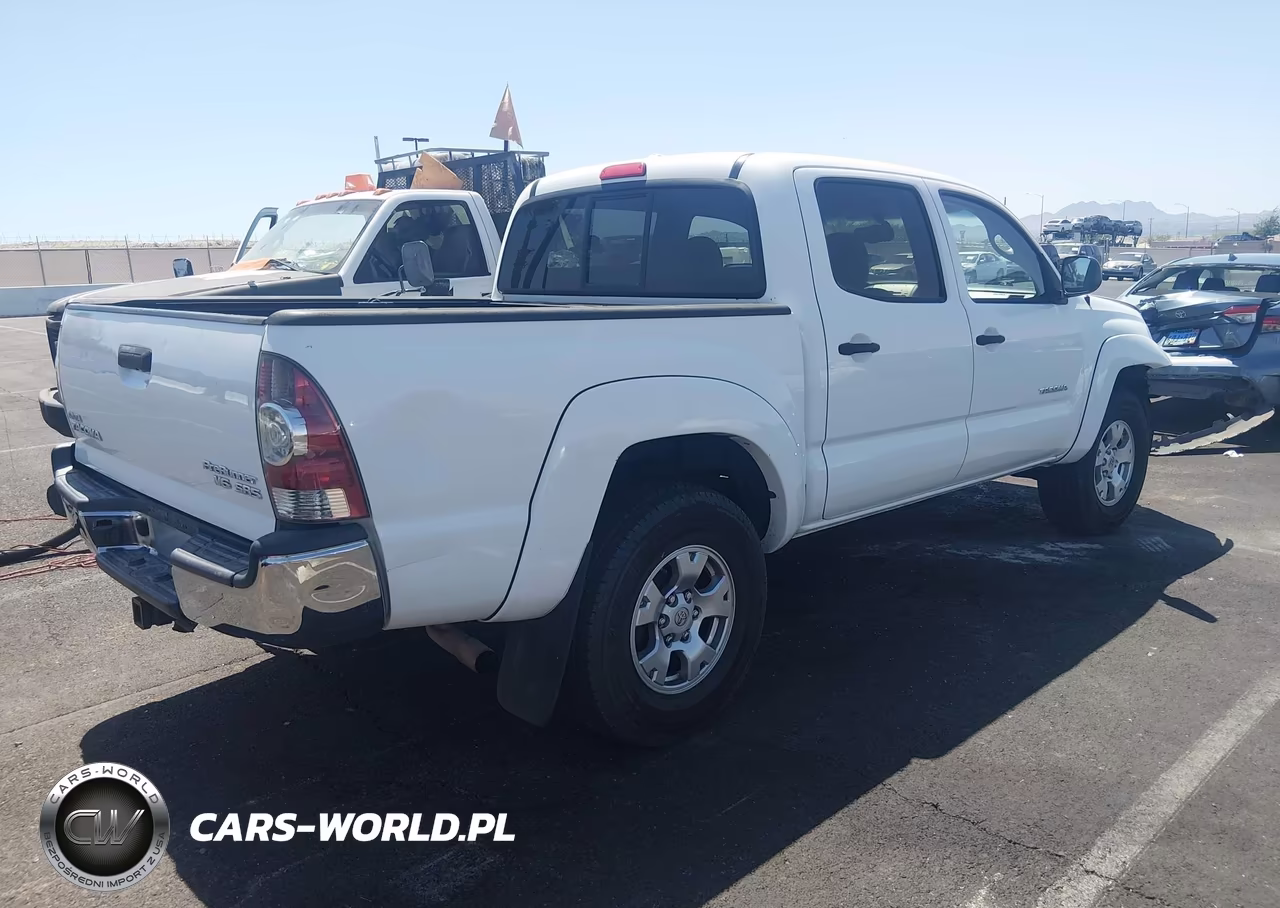 2010 Toyota Tacoma Prerunner V6 VIN:5TEJU4GN0AZ688665 - 4