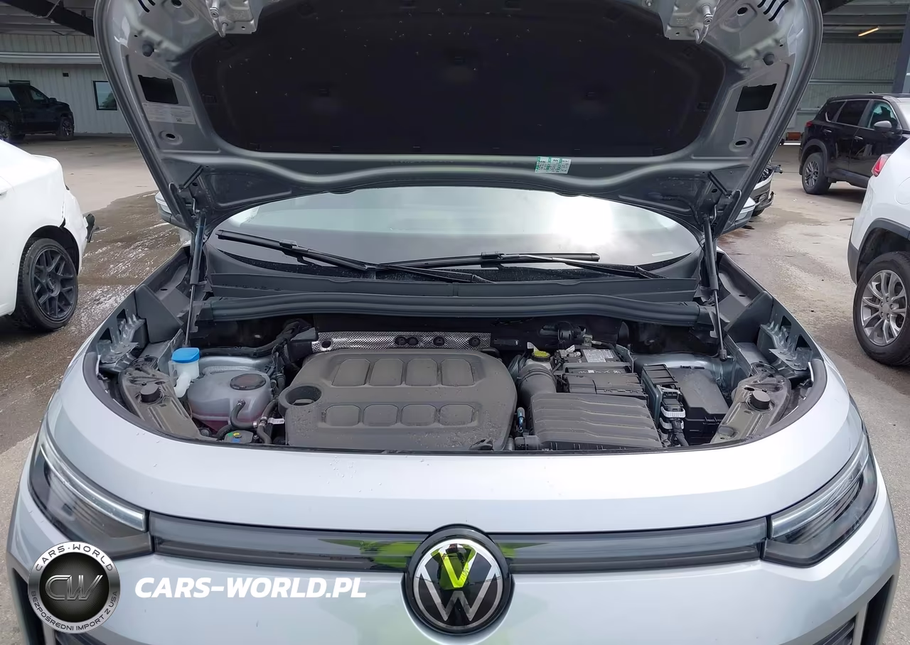 2025 Volkswagen Tiguan 2.0T Se VIN:3VVMR7RM0SM053336 - 10