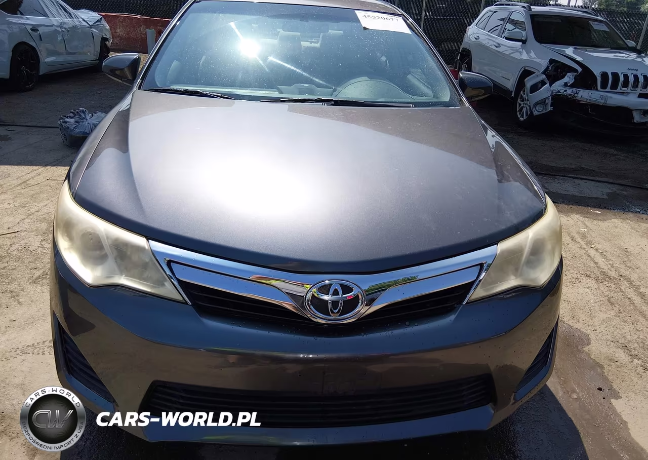 2014 Toyota Camry Le VIN:4T4BF1FK0ER348145 - 12