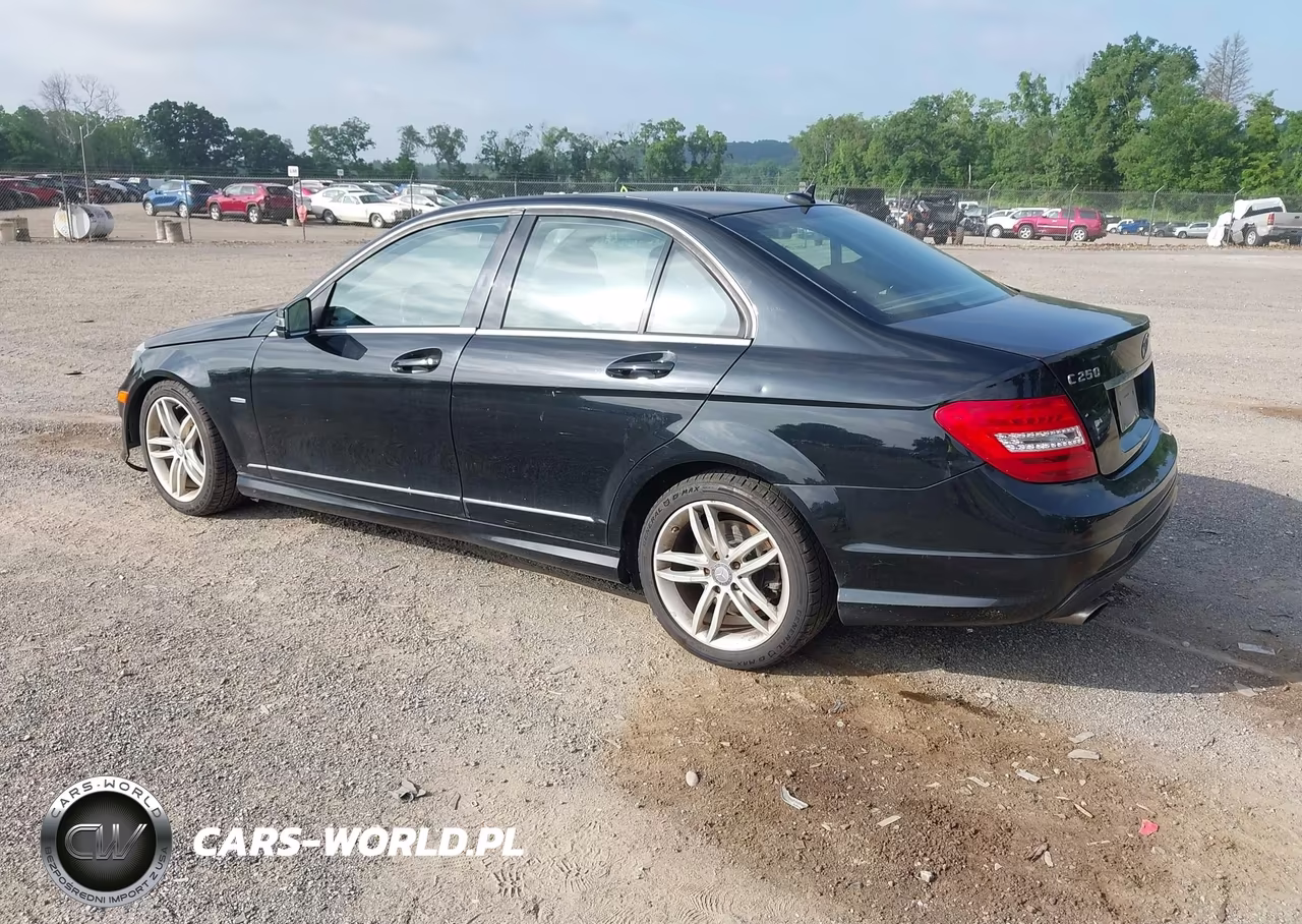 2012 Mercedes-Benz C 250 Luxury-Sport VIN:WDDGF4HB6CA655360 - 3