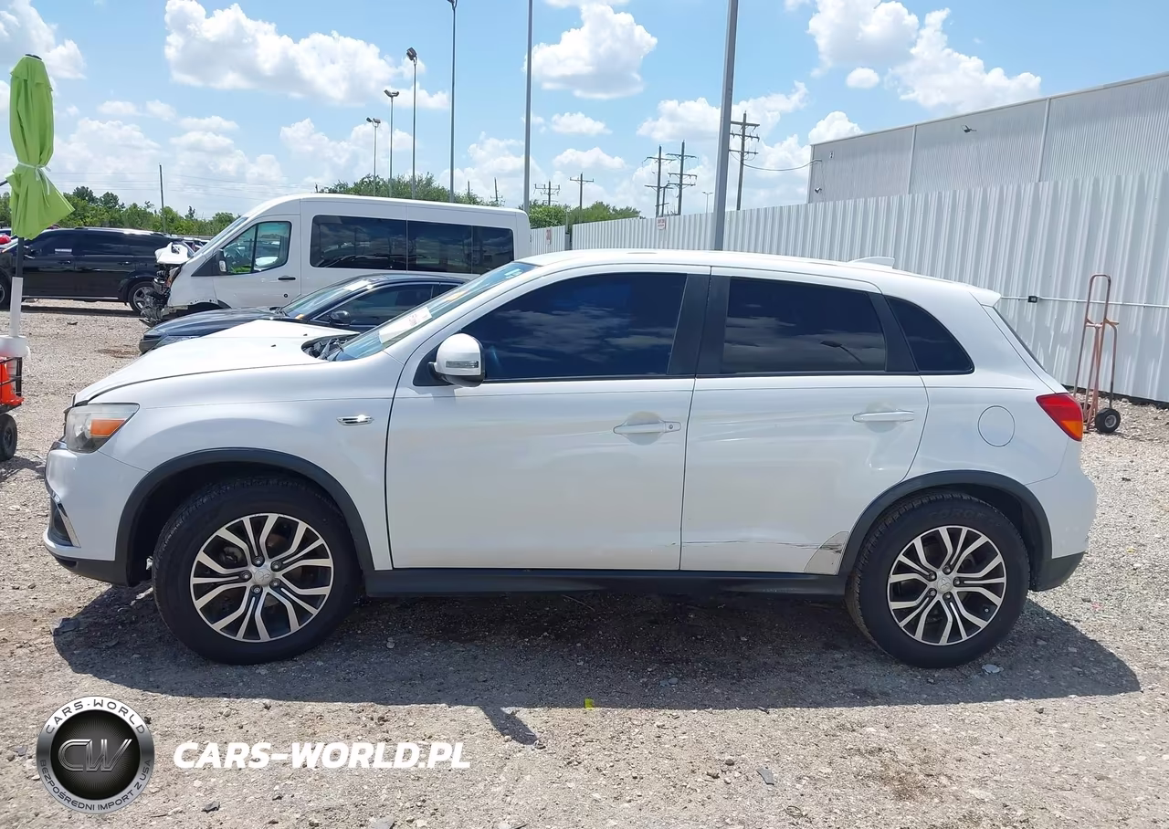2018 Mitsubishi Outlander Sport 2.0 Es VIN:JA4AP3AU1JZ010448 - 14