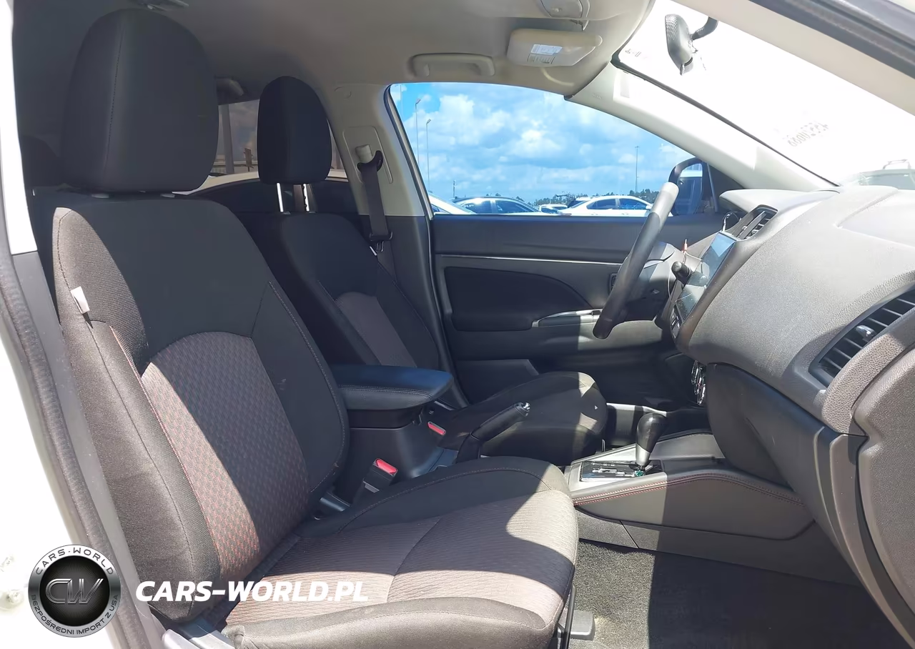 2018 Mitsubishi Outlander Sport 2.0 Es VIN:JA4AP3AU1JZ010448 - 17