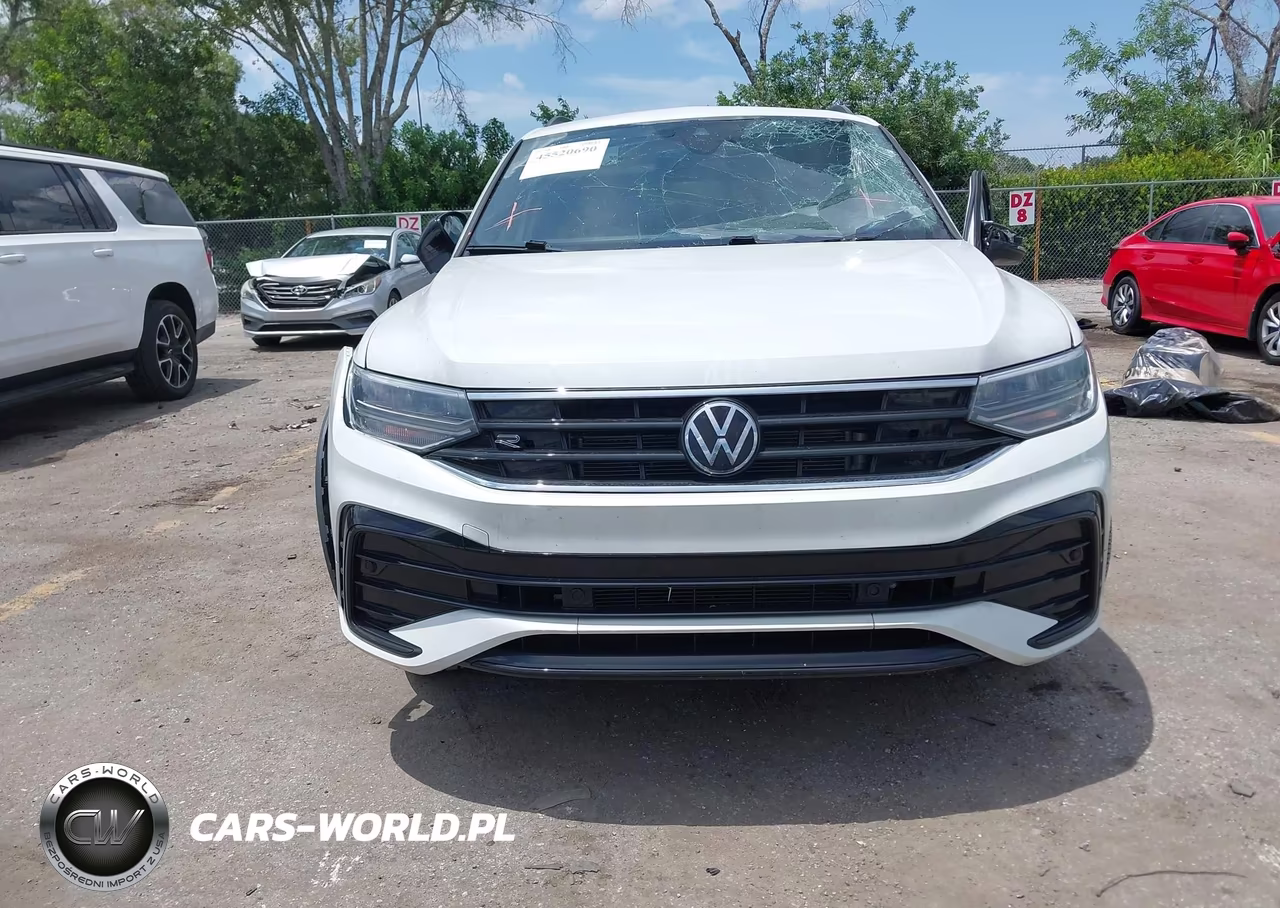 2024 Volkswagen Tiguan 2.0T Se R-Line Black VIN:3VVCB7AX3RM020282 - 13