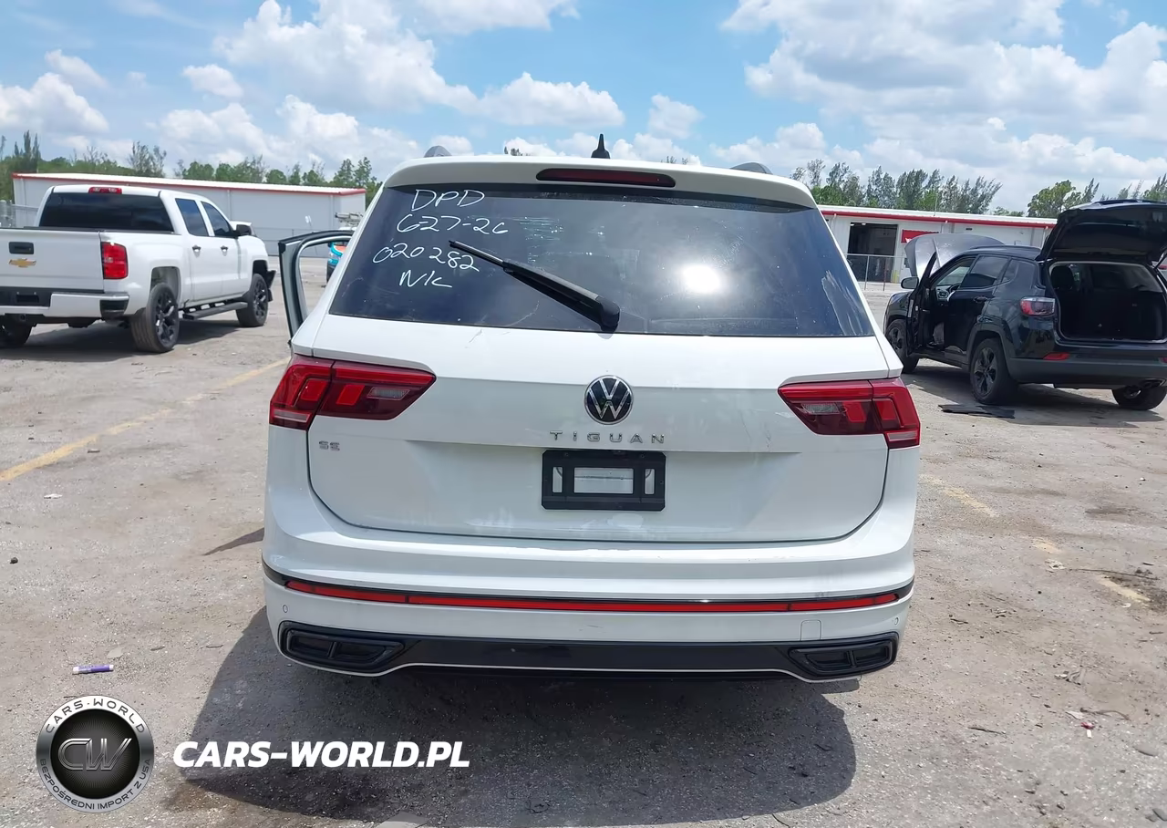 2024 Volkswagen Tiguan 2.0T Se R-Line Black VIN:3VVCB7AX3RM020282 - 17