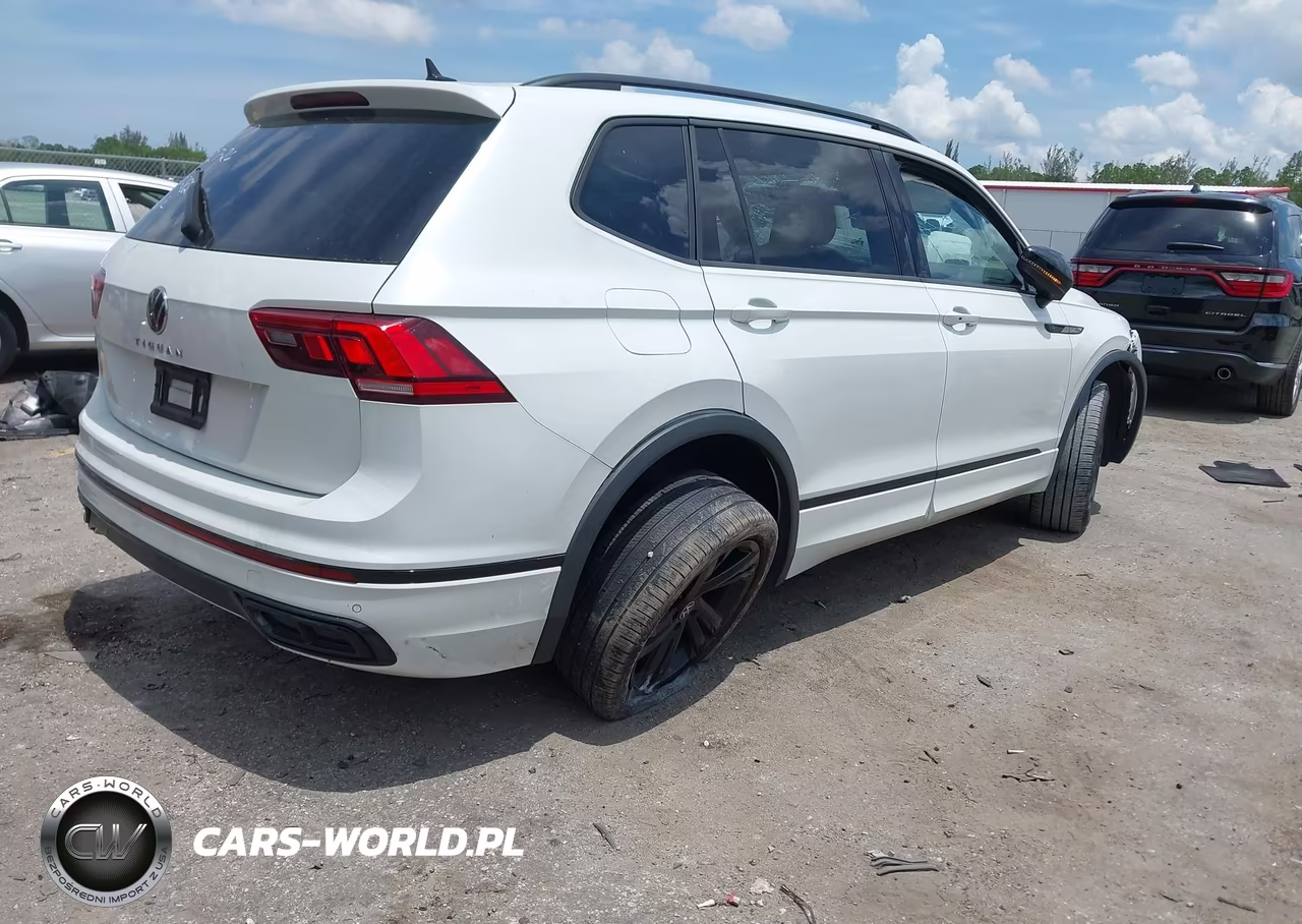 2024 Volkswagen Tiguan 2.0T Se R-Line Black VIN:3VVCB7AX3RM020282 - 4