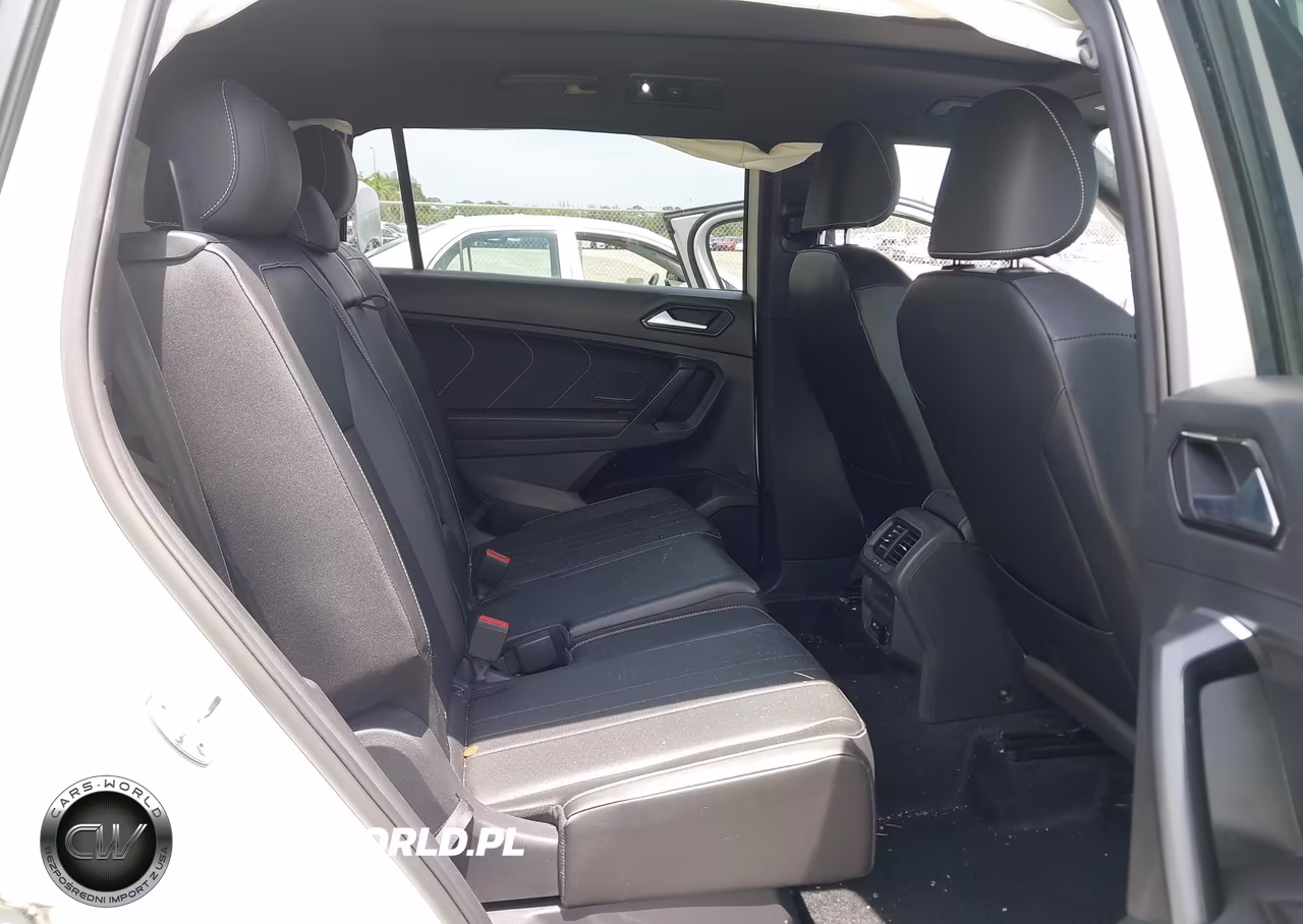 2024 Volkswagen Tiguan 2.0T Se R-Line Black VIN:3VVCB7AX3RM020282 - 8