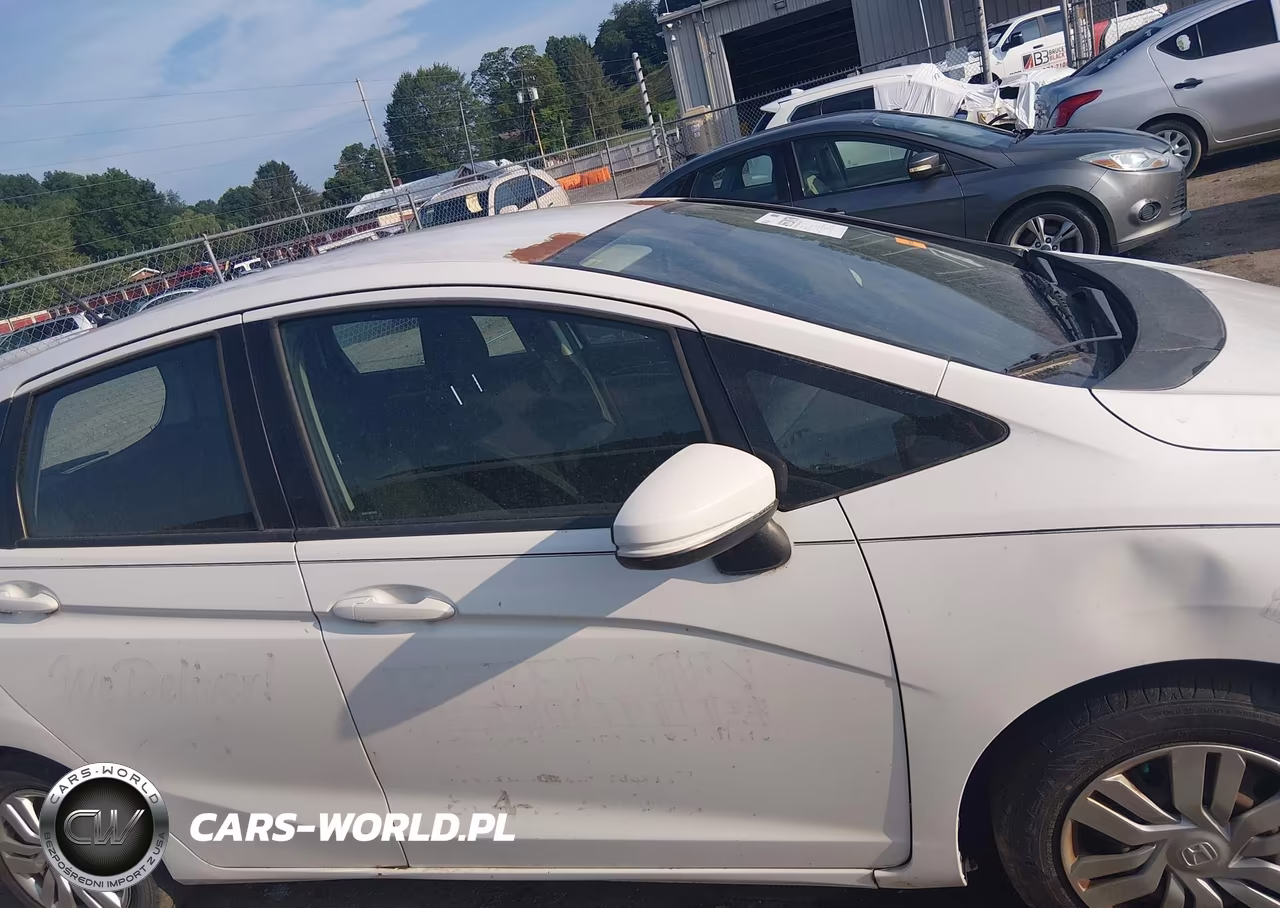 2015 Honda Fit Lx VIN:3HGGK5H51FM735387 - 13