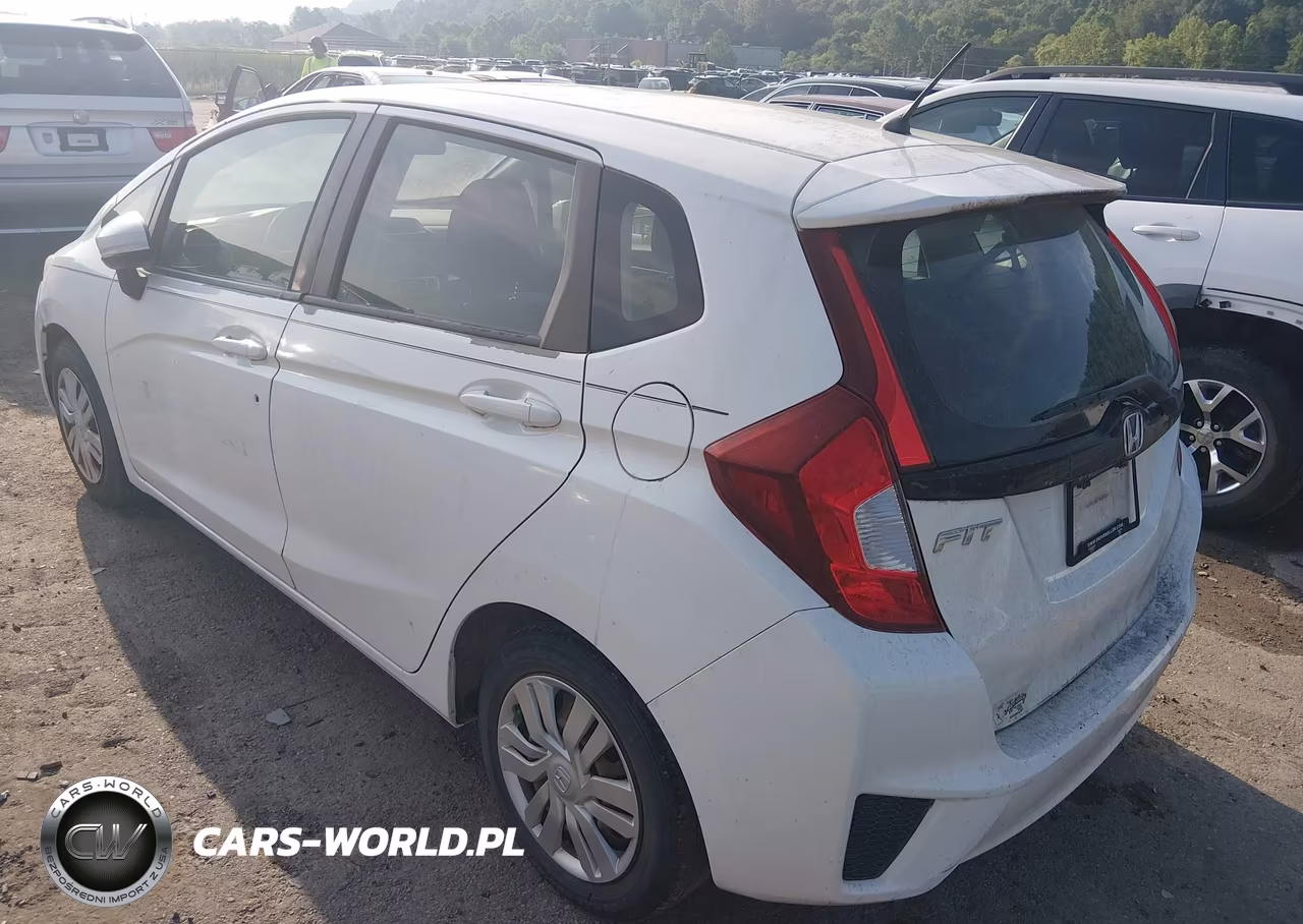 2015 Honda Fit Lx VIN:3HGGK5H51FM735387 - 3