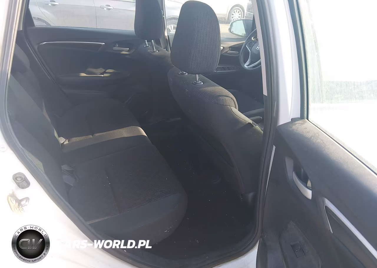 2015 Honda Fit Lx VIN:3HGGK5H51FM735387 - 8