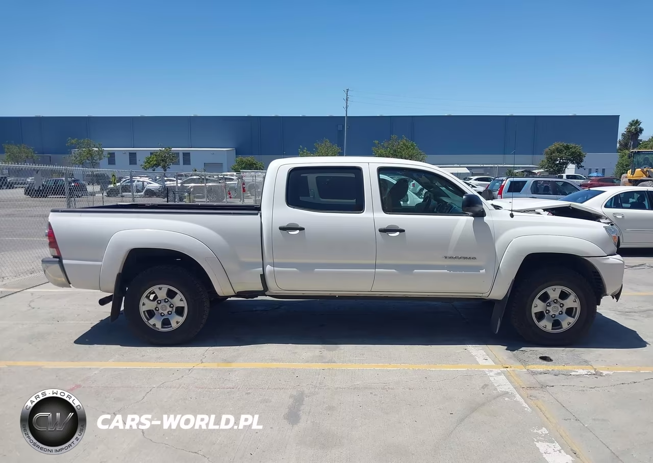 2013 Toyota Tacoma Prerunner V6 VIN:3TMKU4HN7DM037263 - 13