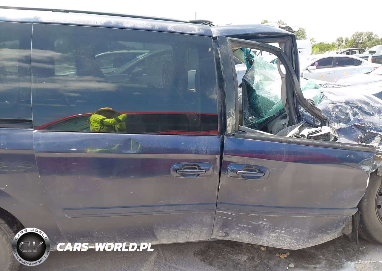 2006 Chrysler Town & Country Lx VIN:2A4GP44R26R861232 - 14