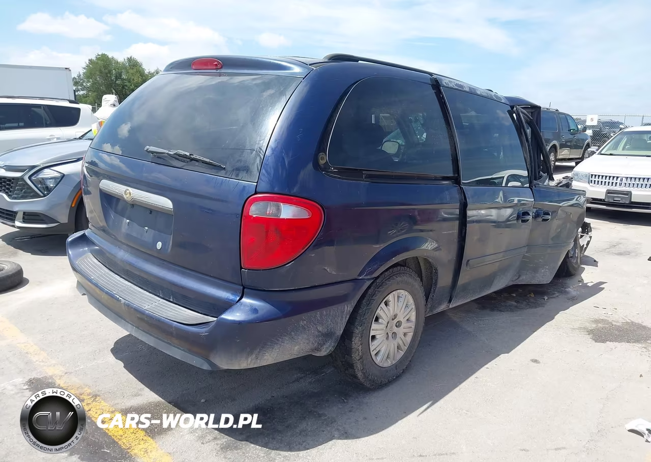 2006 Chrysler Town & Country Lx VIN:2A4GP44R26R861232 - 4