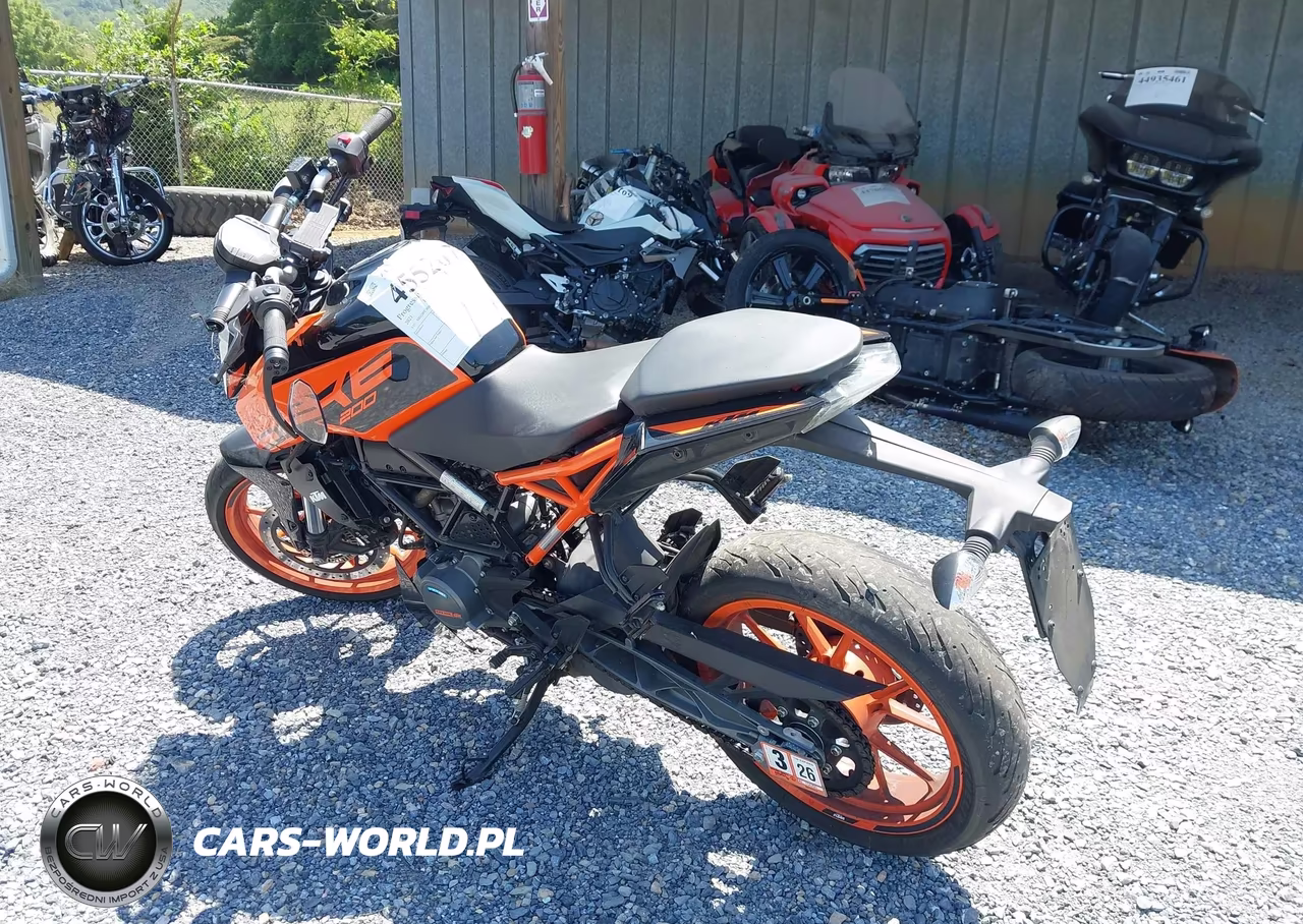2021 Ktm 200 Duke VIN:MD2JPC408MC034519 - 3