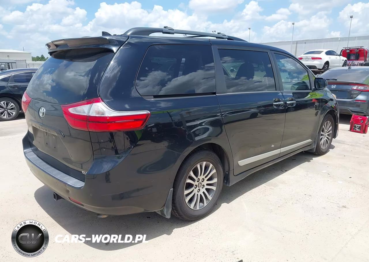 2018 Toyota Sienna Xle Premium 8 Passenger VIN:5TDYZ3DC2JS923156 - 4