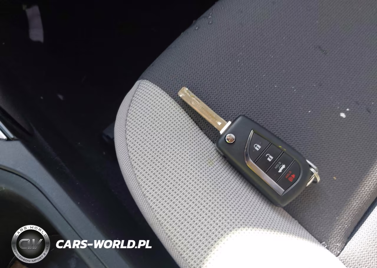 2026 Toyota Corolla Le VIN:5YFB4MDE0TP436738 - 11