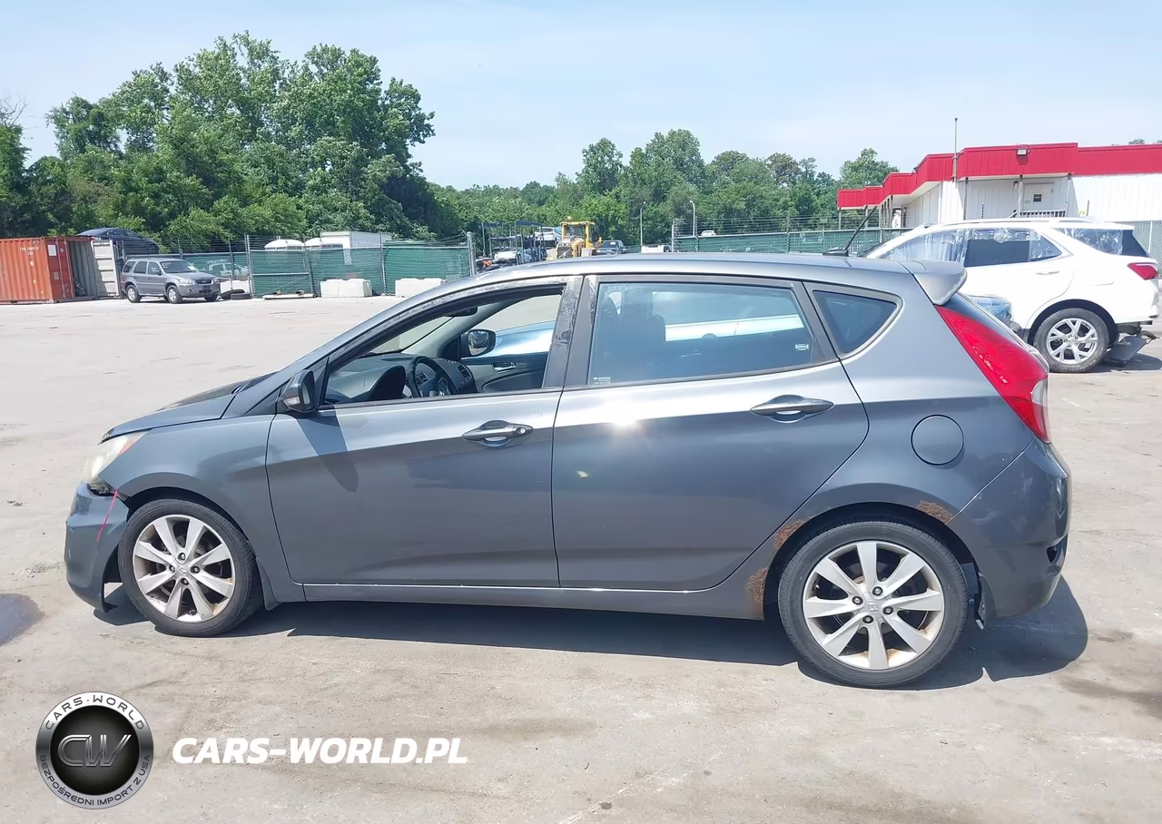 2013 Hyundai Accent Se VIN:KMHCU5AE9DU067389 - 14
