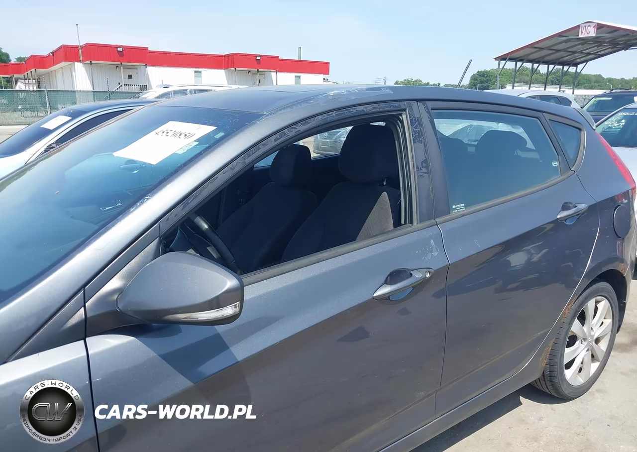 2013 Hyundai Accent Se VIN:KMHCU5AE9DU067389 - 17